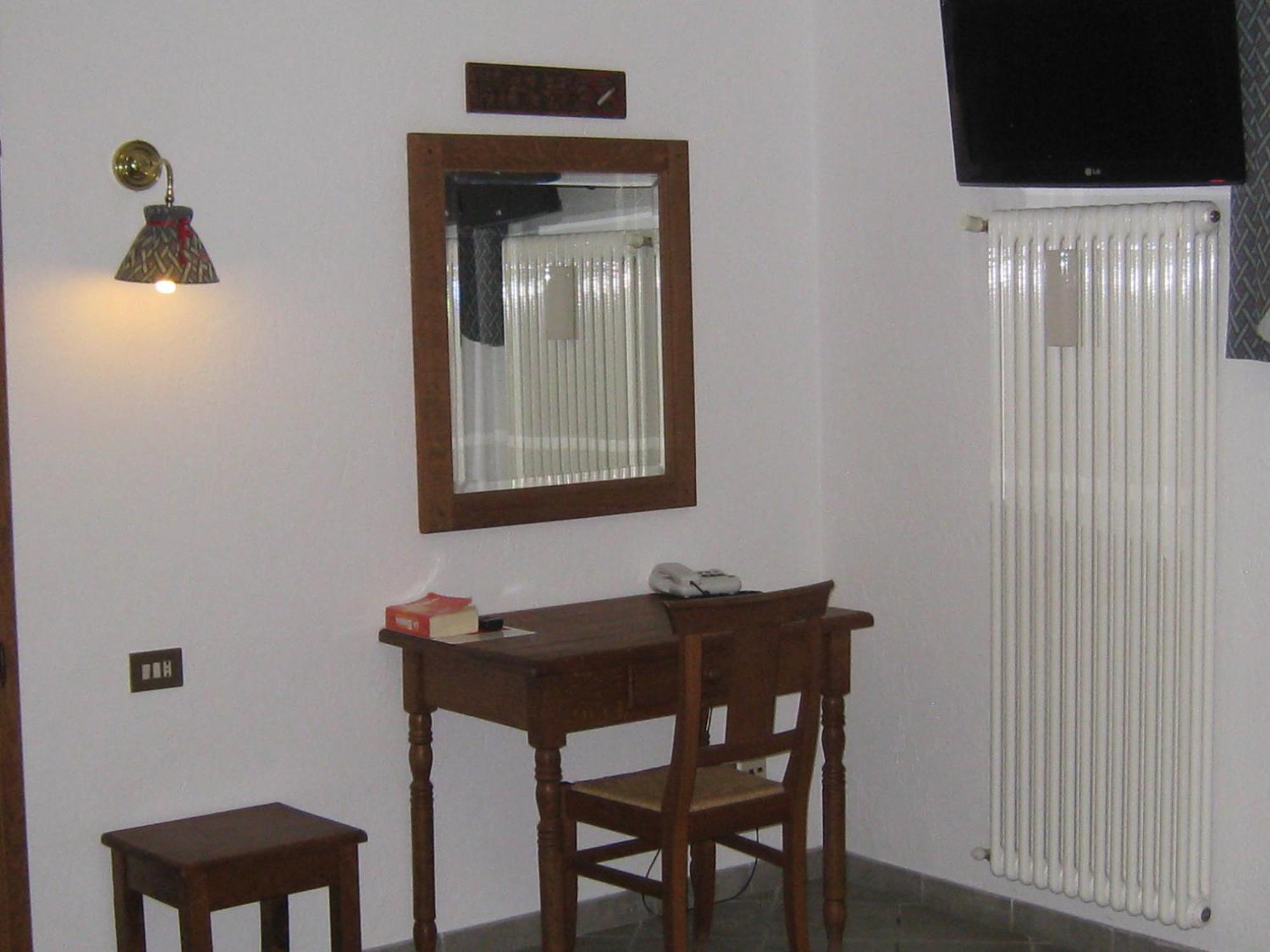 Hotel Villa Plinia Праджелато Екстериор снимка