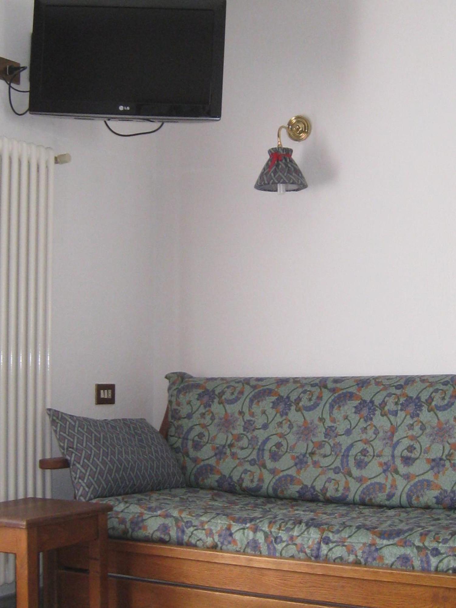 Hotel Villa Plinia Праджелато Екстериор снимка